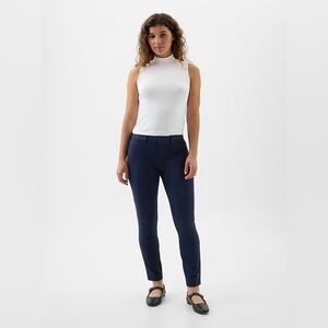 Gap signature skinny ankle pant- size 4 - navy